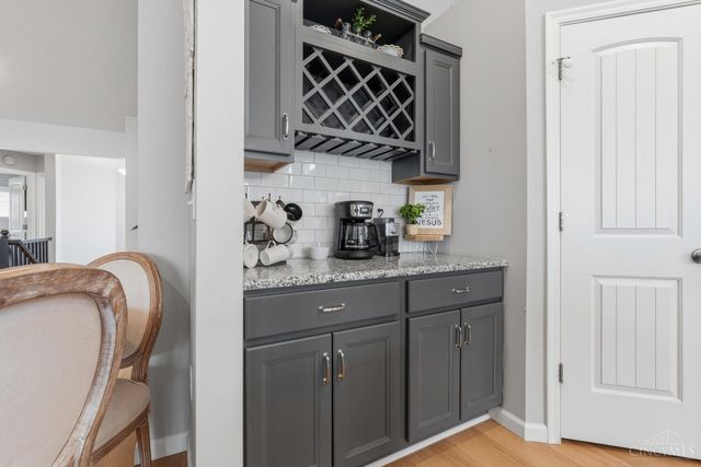 182 Rippling Brook Lane, Springboro, OH 45066