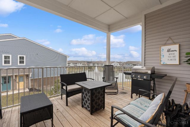 182 Rippling Brook Lane, Springboro, OH 45066