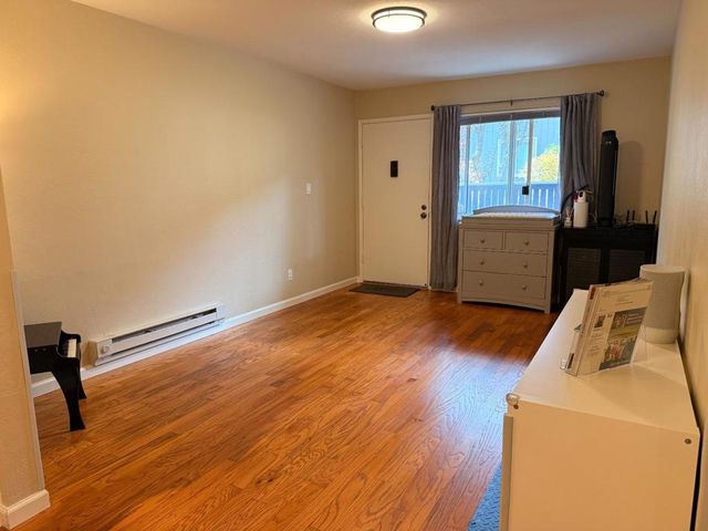 419 Piccadilly Place 3, San Bruno, CA 94066
