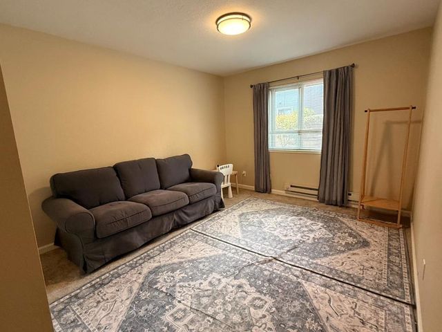 419 Piccadilly Place 3, San Bruno, CA 94066
