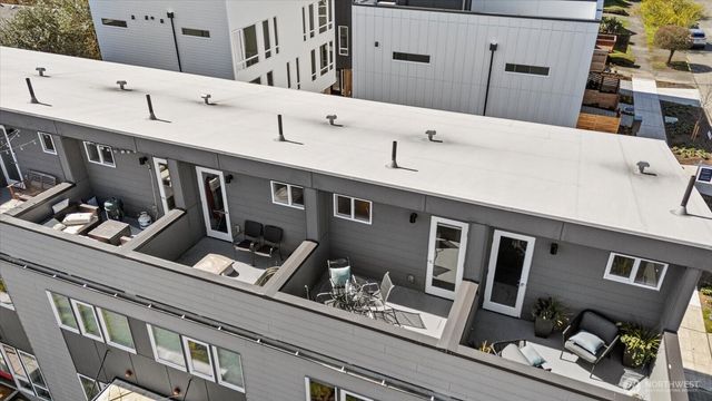 6249 8th Avenue NW, Seattle, WA 98107