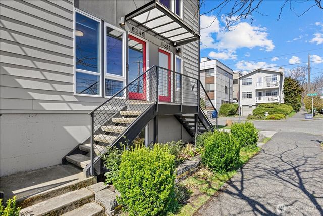 6249 8th Avenue NW, Seattle, WA 98107