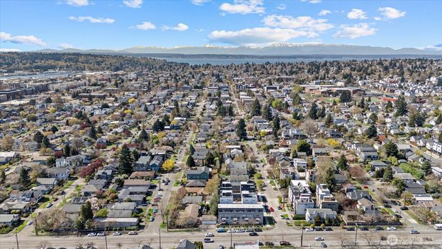 6249 8th Avenue NW, Seattle, WA 98107