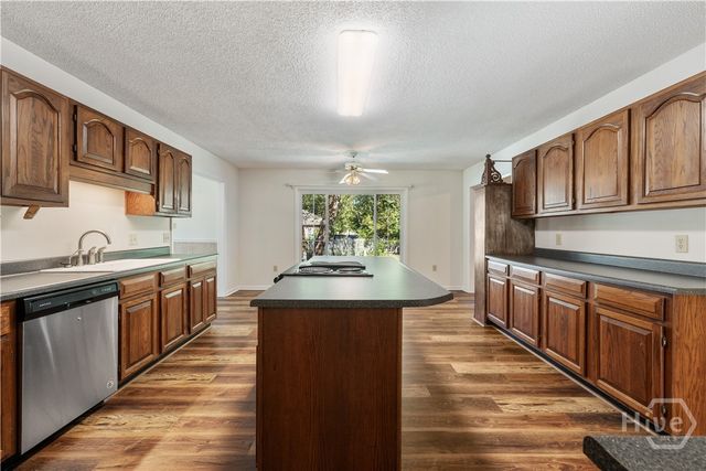 808 Robin Drive, Pooler, GA 31322