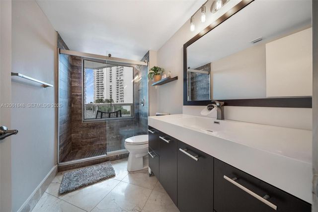 21205 Yacht Club Drive 703, Aventura, FL 33180
