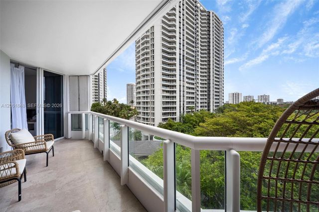 21205 Yacht Club Drive 703, Aventura, FL 33180