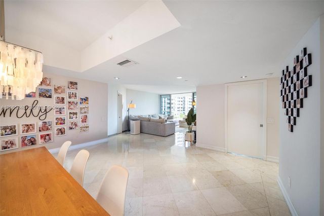 21205 Yacht Club Drive 703, Aventura, FL 33180