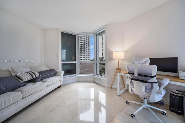 21205 Yacht Club Drive 703, Aventura, FL 33180