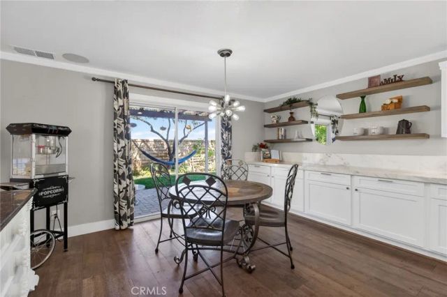 879 Derby, Corona, CA 92882