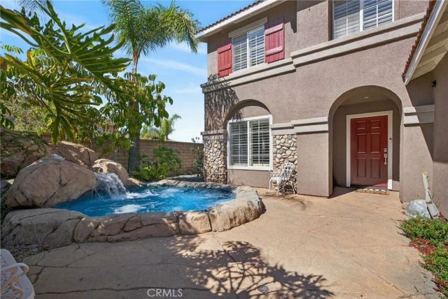 879 Derby, Corona, CA 92882