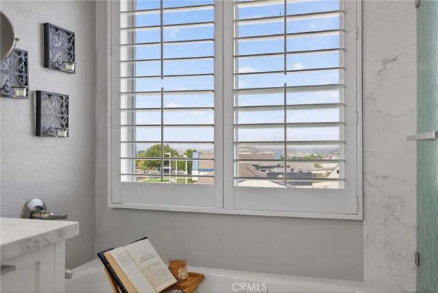 879 Derby, Corona, CA 92882