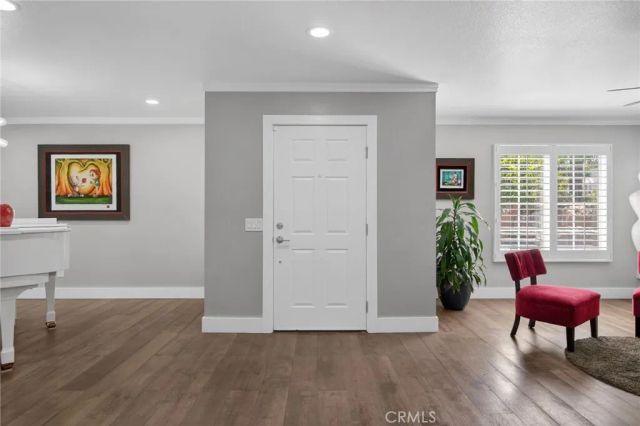 879 Derby, Corona, CA 92882