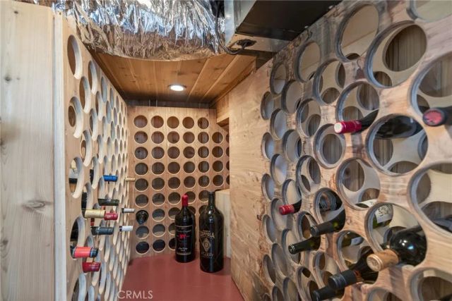 879 Derby, Corona, CA 92882