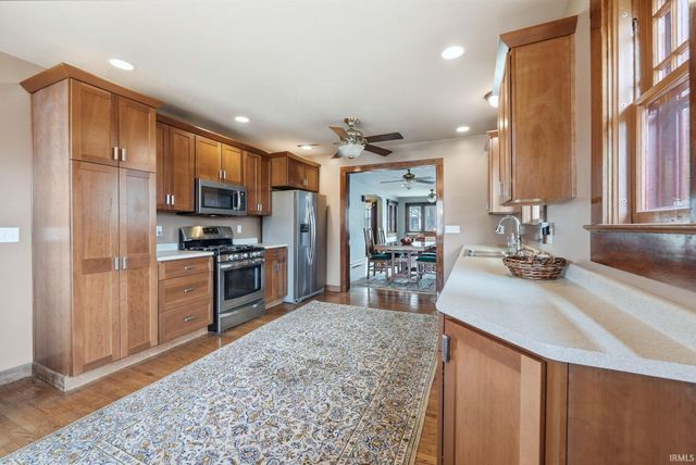 1220 W Wayne Street, Fort Wayne, IN 46802