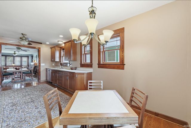 1220 W Wayne Street, Fort Wayne, IN 46802