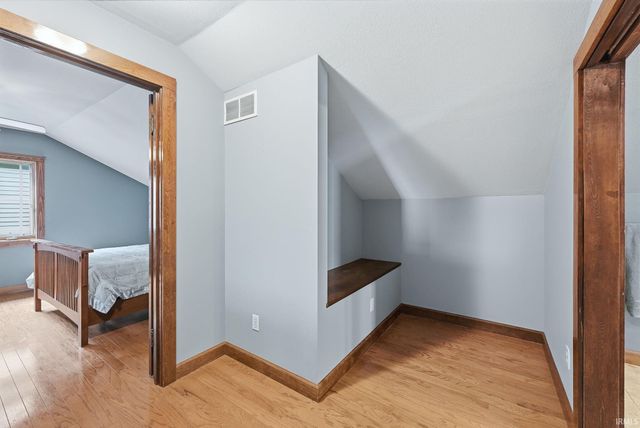 1220 W Wayne Street, Fort Wayne, IN 46802