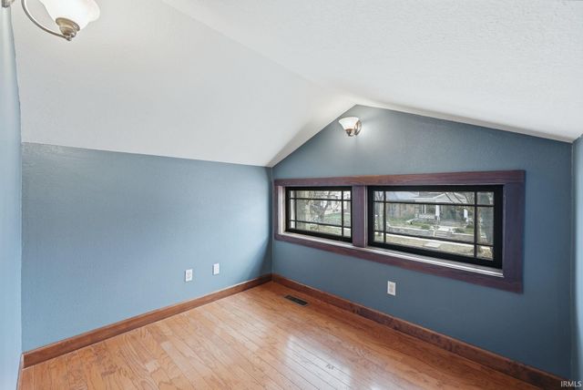 1220 W Wayne Street, Fort Wayne, IN 46802