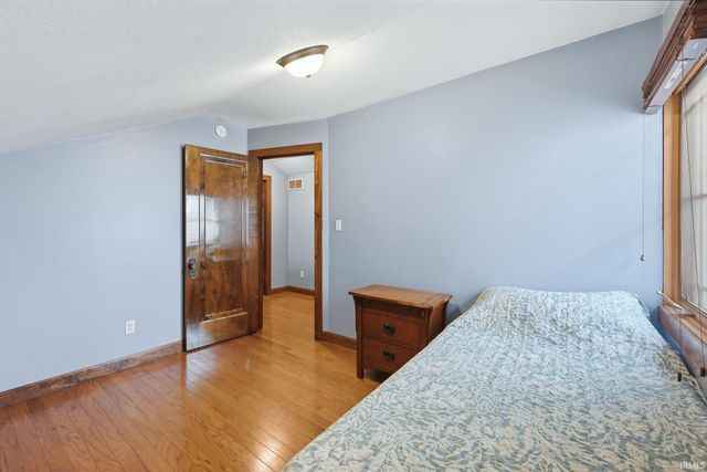 1220 W Wayne Street, Fort Wayne, IN 46802