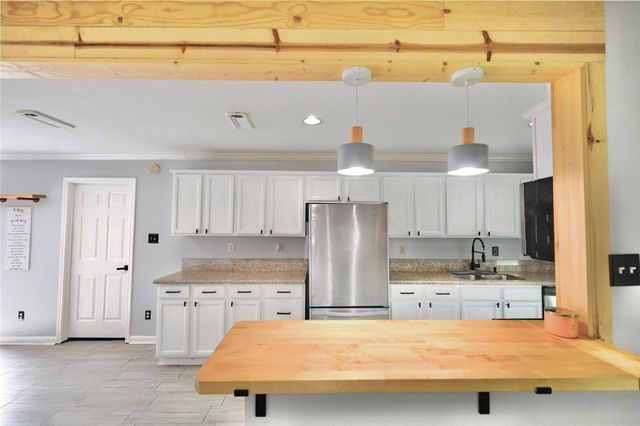 1005 Wilburn Street, League City, TX 77573