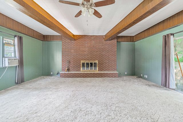 429 N 6TH Street, Council Bluffs, IA 51503
