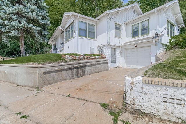 429 N 6TH Street, Council Bluffs, IA 51503