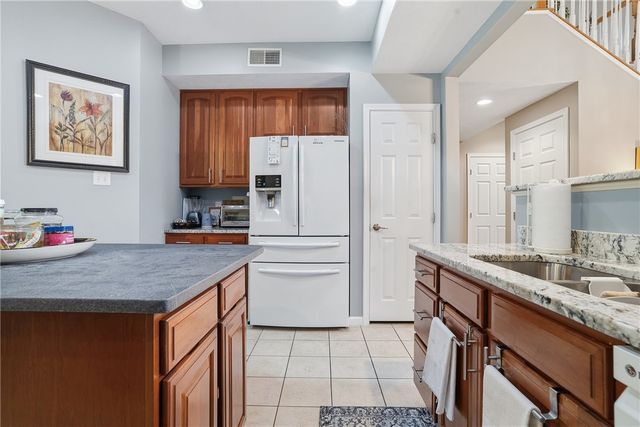 751 Marigold Ct, Collier Twp, PA 15017