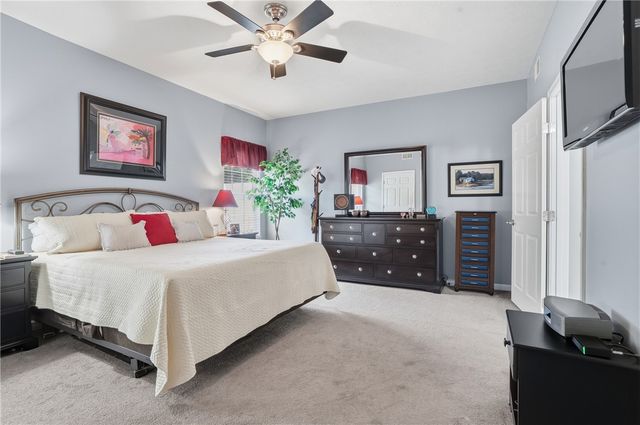751 Marigold Ct, Collier Twp, PA 15017