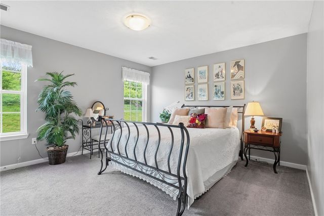 751 Marigold Ct, Collier Twp, PA 15017