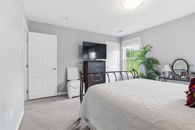 751 Marigold Ct, Collier Twp, PA 15017