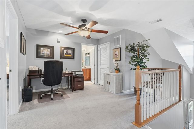 751 Marigold Ct, Collier Twp, PA 15017