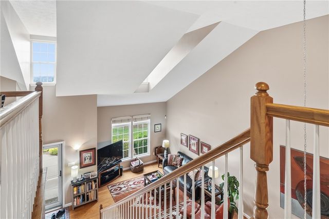 751 Marigold Ct, Collier Twp, PA 15017