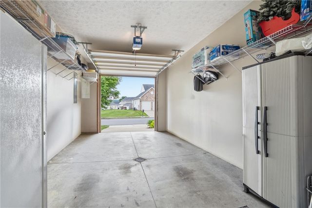 751 Marigold Ct, Collier Twp, PA 15017