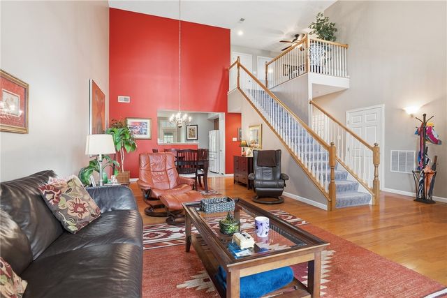 751 Marigold Ct, Collier Twp, PA 15017