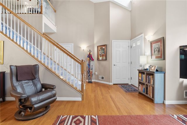 751 Marigold Ct, Collier Twp, PA 15017