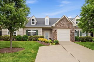 751 Marigold Ct, Collier Twp, PA 15017