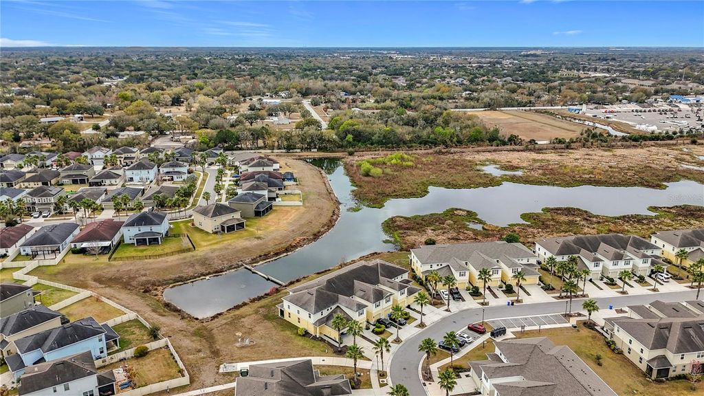 Image 2 of property listing at 10927 VERAWOOD DRIVE, Riverview, FL 33579