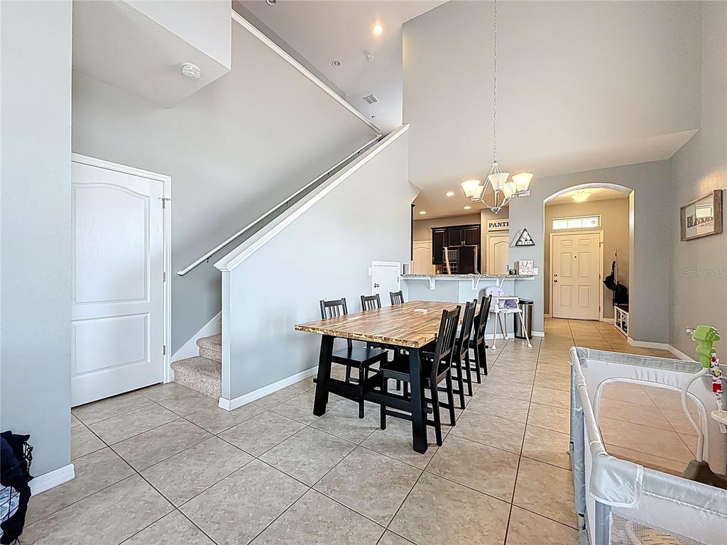 Image 25 of property listing at 10927 VERAWOOD DRIVE, Riverview, FL 33579