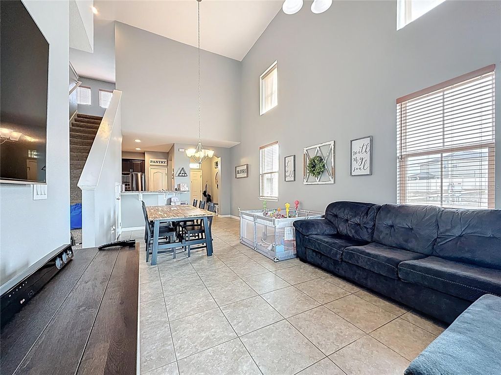 Image 27 of property listing at 10927 VERAWOOD DRIVE, Riverview, FL 33579