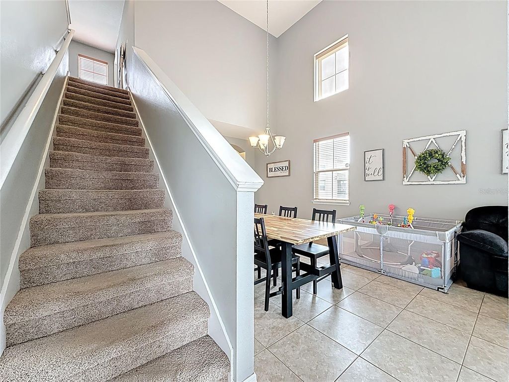 Image 31 of property listing at 10927 VERAWOOD DRIVE, Riverview, FL 33579