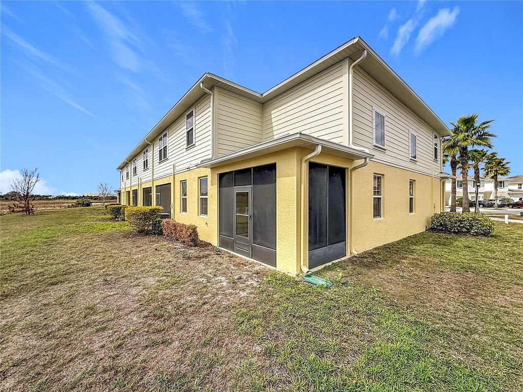 Image 60 of property listing at 10927 VERAWOOD DRIVE, Riverview, FL 33579