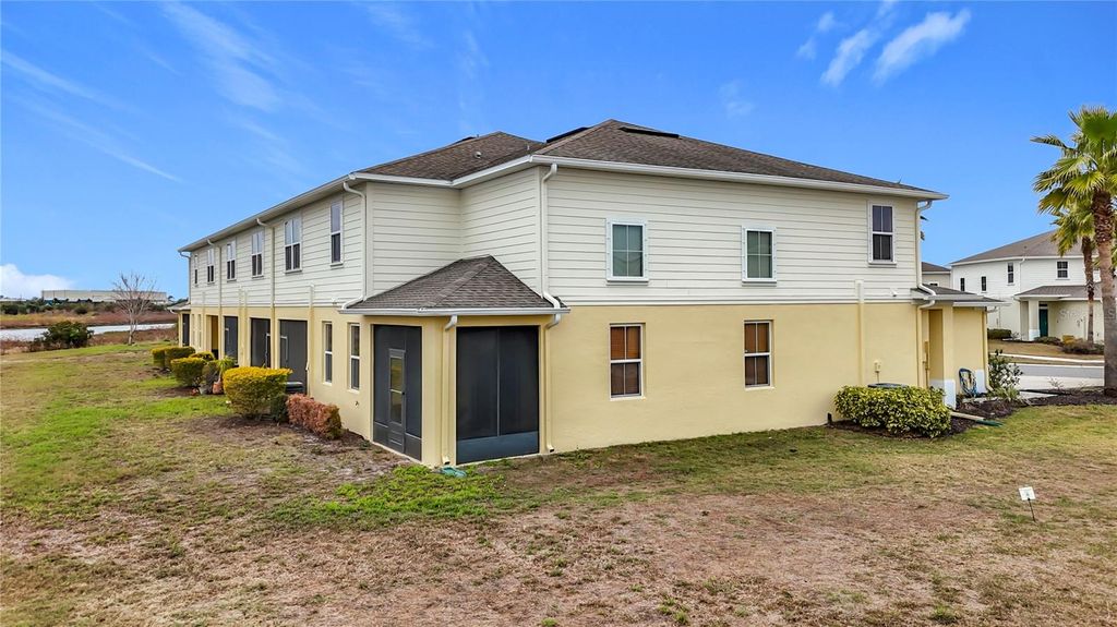 Image 64 of property listing at 10927 VERAWOOD DRIVE, Riverview, FL 33579