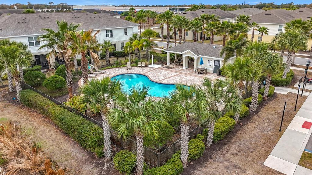 Image 81 of property listing at 10927 VERAWOOD DRIVE, Riverview, FL 33579