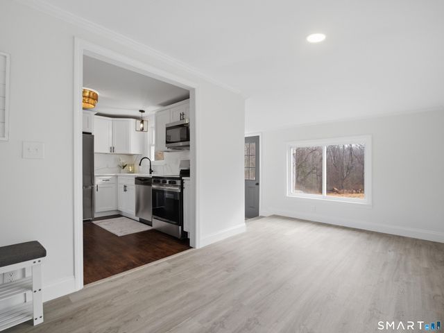 203 West Road, Colchester, CT 06415