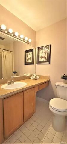 2445 Torquay Avenue 211, Royal Oak City, MI 48073