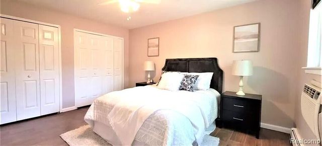 2445 Torquay Avenue 211, Royal Oak City, MI 48073