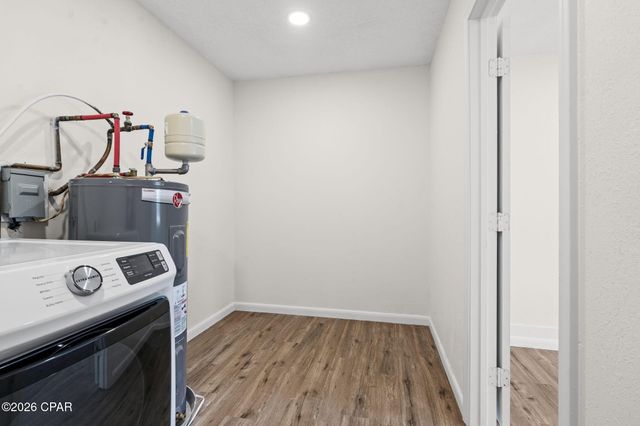2020 Greenbriar Boulevard, Lynn Haven, FL 32444