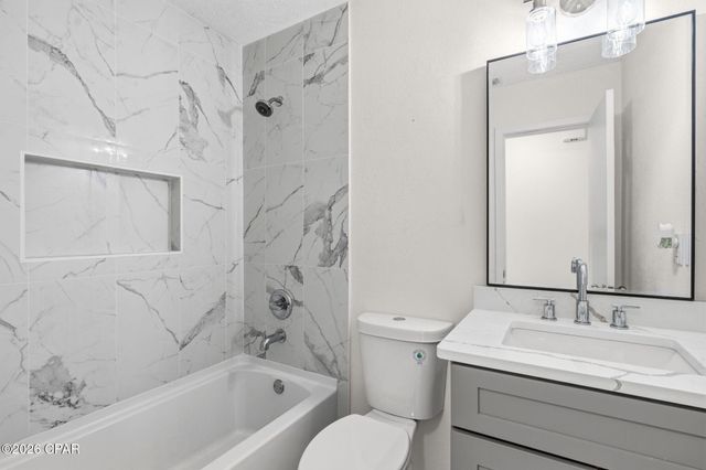 2020 Greenbriar Boulevard, Lynn Haven, FL 32444