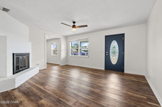 2020 Greenbriar Boulevard, Lynn Haven, FL 32444