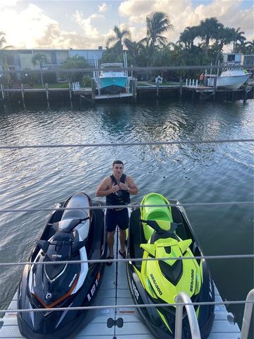 613 NE 26th Ave 613, Hallandale Beach, FL 33009
