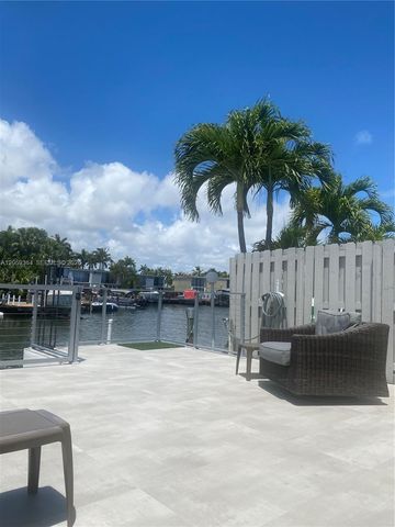 613 NE 26th Ave 613, Hallandale Beach, FL 33009